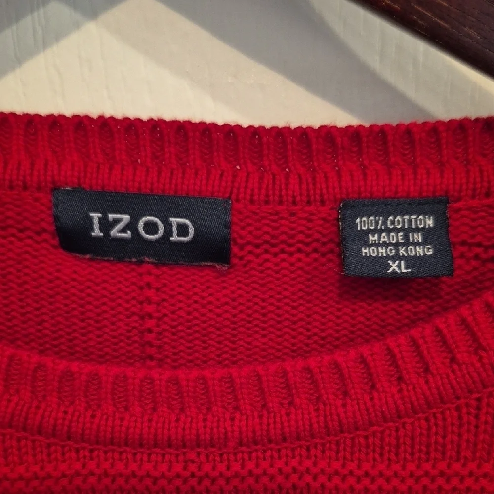 Izod Men's Red Cotton Crewneck Cable Knit Sweater
